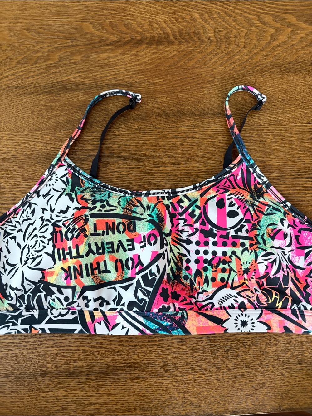 Women’s Reebok Vibrant Multicolor Graphic Sports Bra size L
